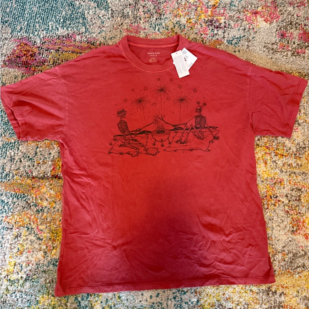 American Eagle NEW Size XS/S 4th of July Oversized Graphic tee, skeleton bbq